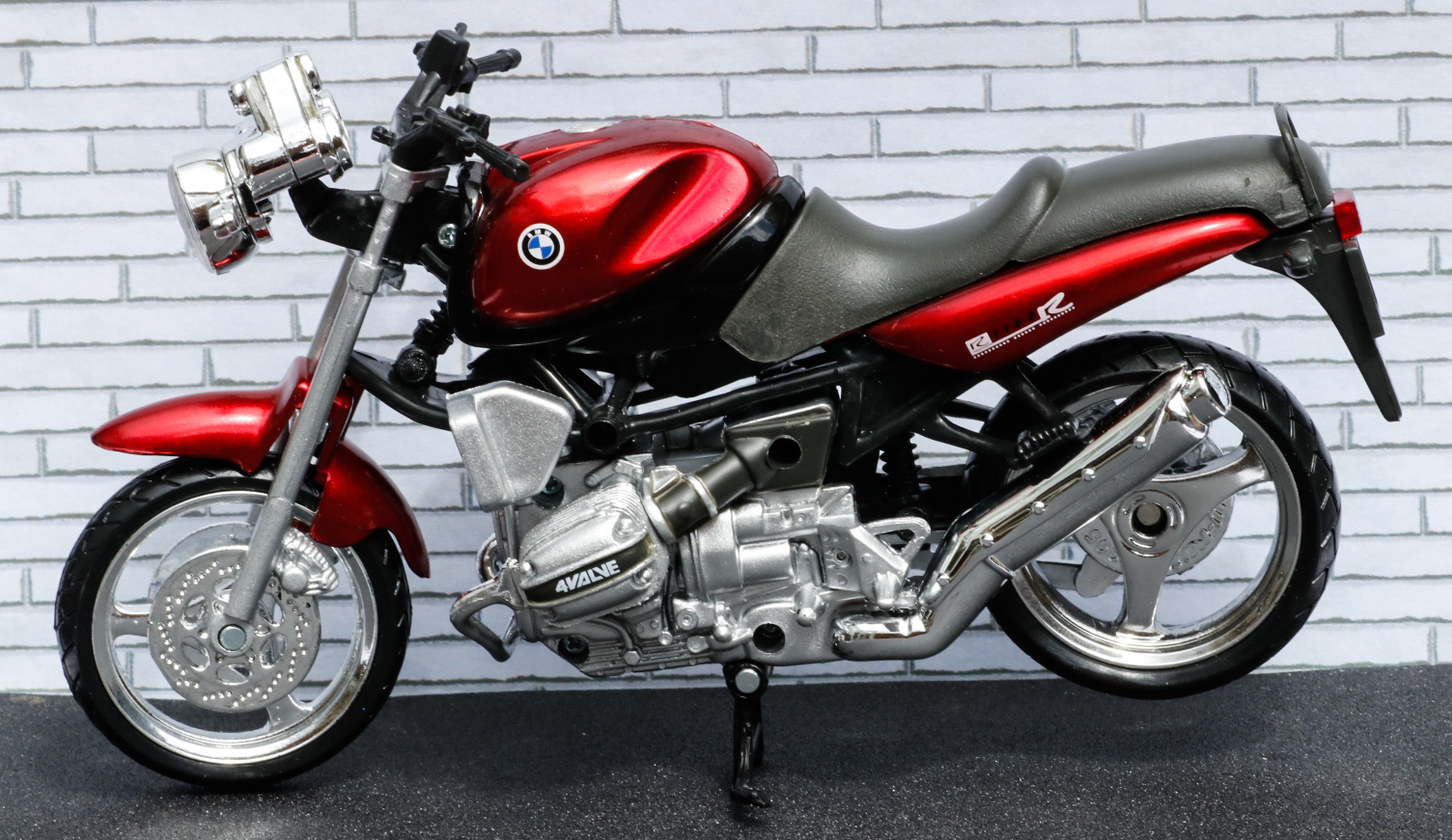 New Ray 1-12 BMW R1100R New Ray 1-12 BMW R1100R